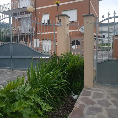 B&B La Damigiana Fioì Piano di Follo Exterior foto